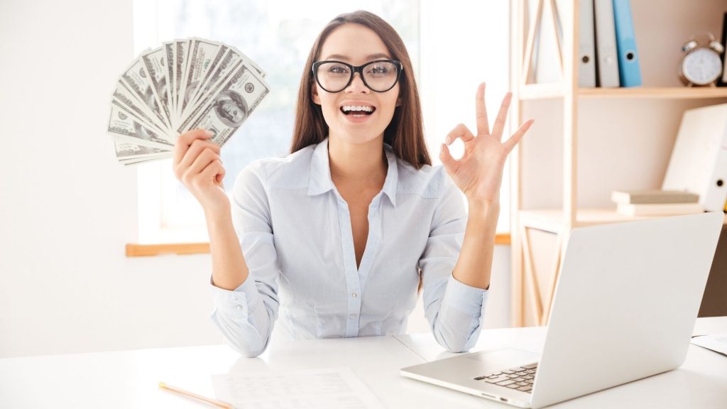 Pozor! Ak poznáte niekoho kto sa snaží prenajať nehnuteľnosť, za tip na prenájom Vás odmeníme vo výške 10% z provízie.